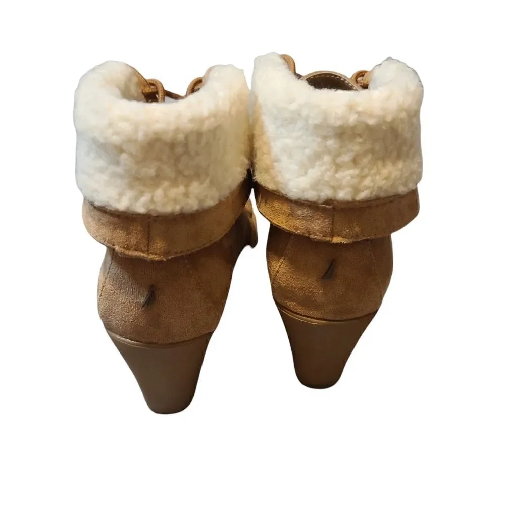 Nautica • Rendon Sherpa Lined Wedge Ankle Bootie Size 8.5